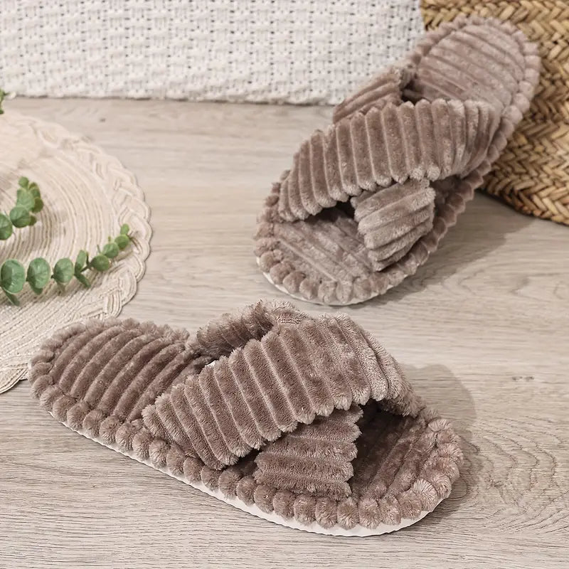 Pantoufles Chic Femme à Bandes Croisées – Doublure en Peluche