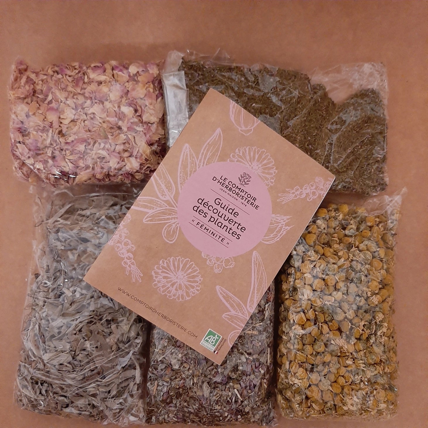 MON RITUEL "FÉMINITÉ" BIO 170g + 1 GUIDE DES PLANTES