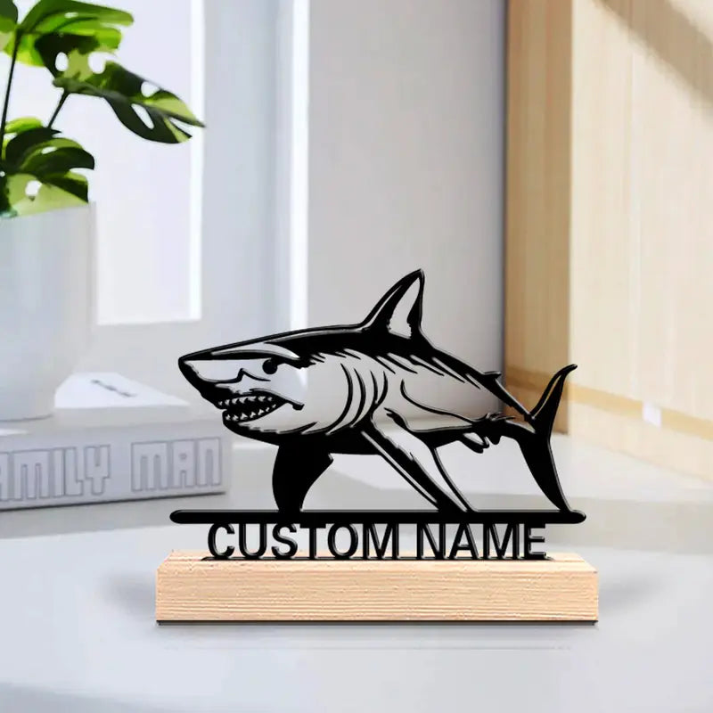 Statue de Requin Personnalisée en Métal avec Base en Bois