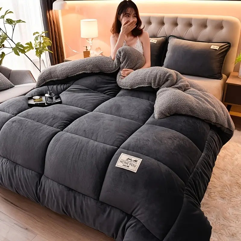 Couette d’Hiver Chaude en Polaire de Lait