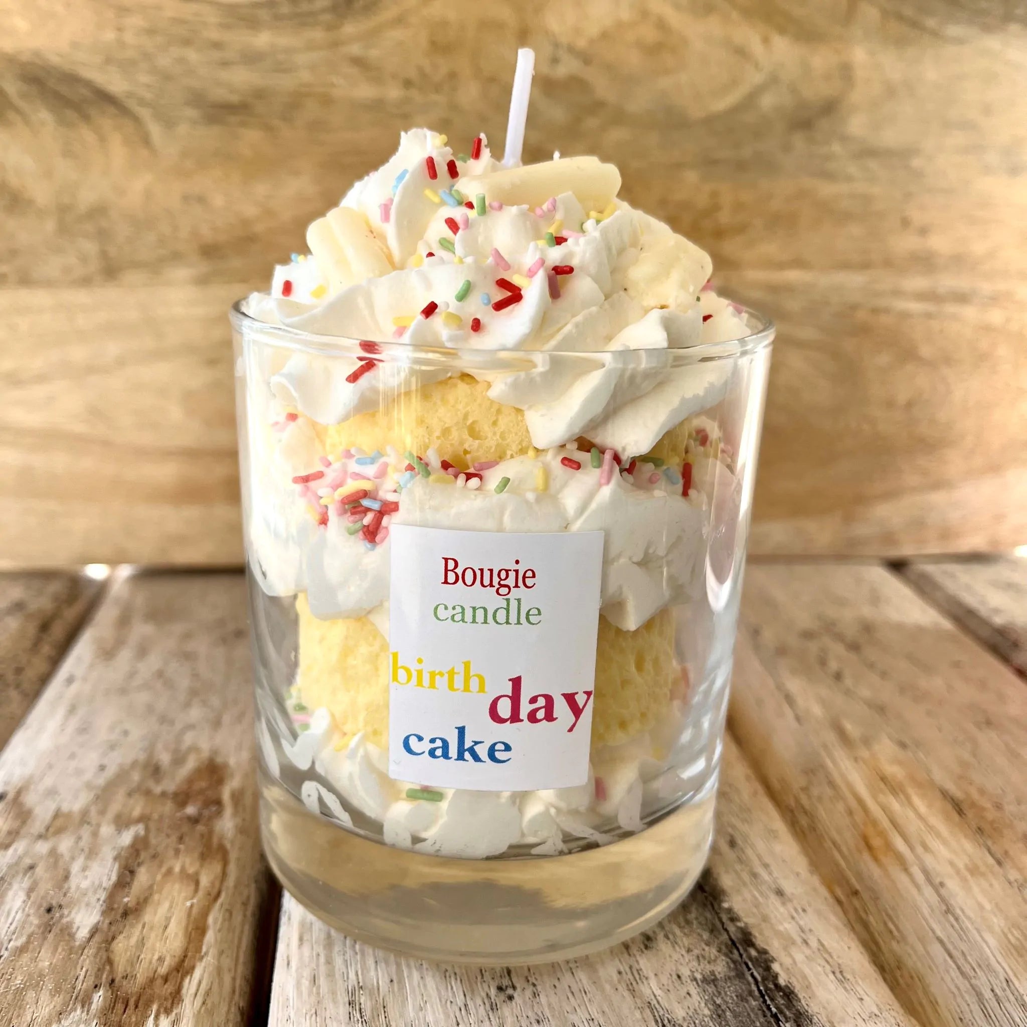 Bougie birthday cake 280 g Cupcake vanille - Savonnerie de Bormes