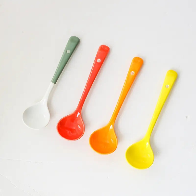 Lot de 8 Cuillères à Soupe en Céramique – Design Élégant