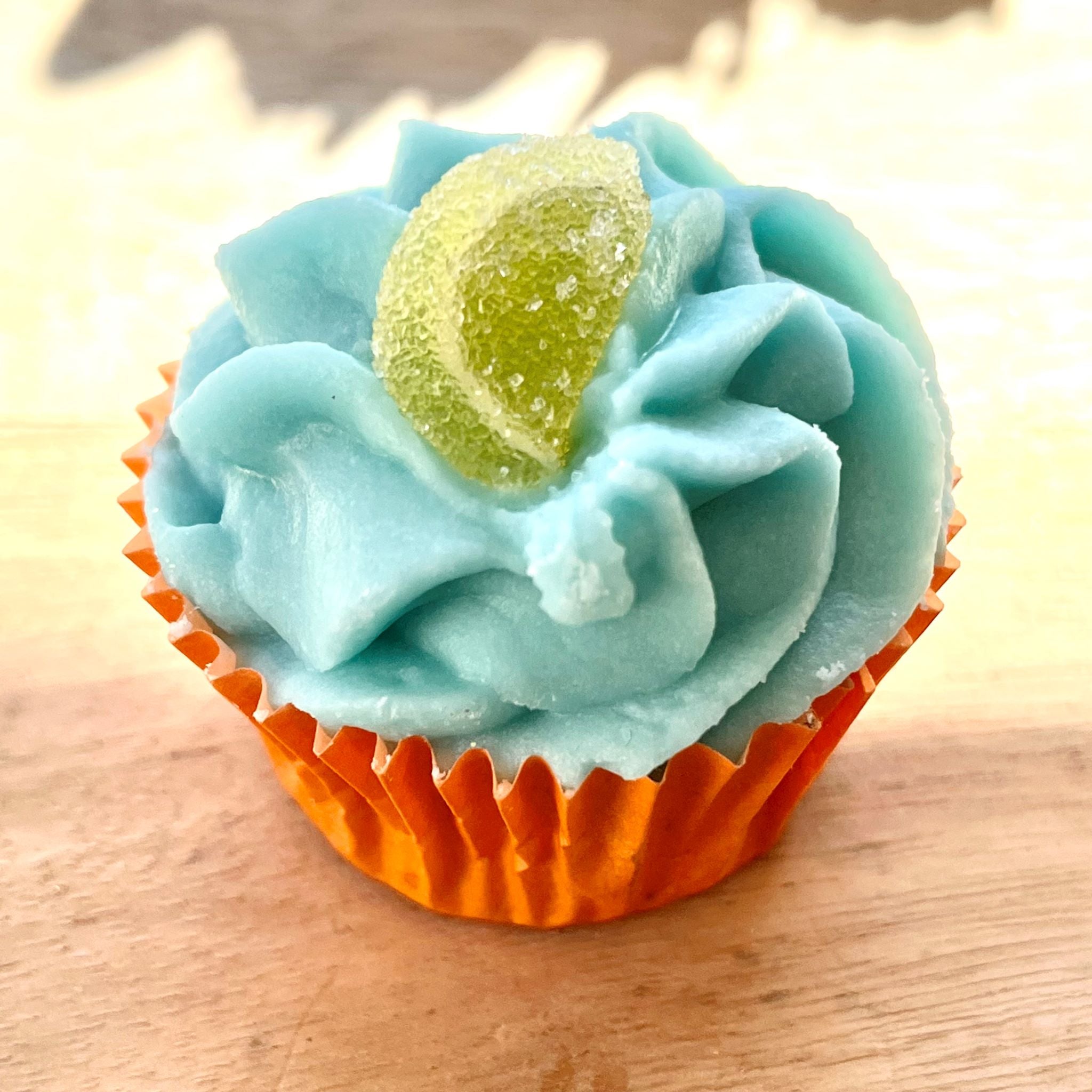 Fondant cupcake with organic cocoa and shea butter 55 g Blue lagon - Savonnerie de Bornes