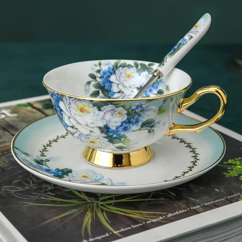 Ensemble Tasse à Thé & Soucoupe en Porcelaine d’Os