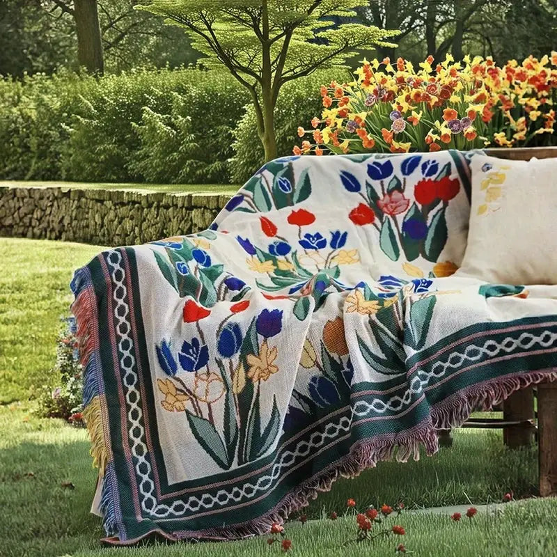 Housse de Couverture Jacquard Floral Nordique – Tissu Léger et Luxueux