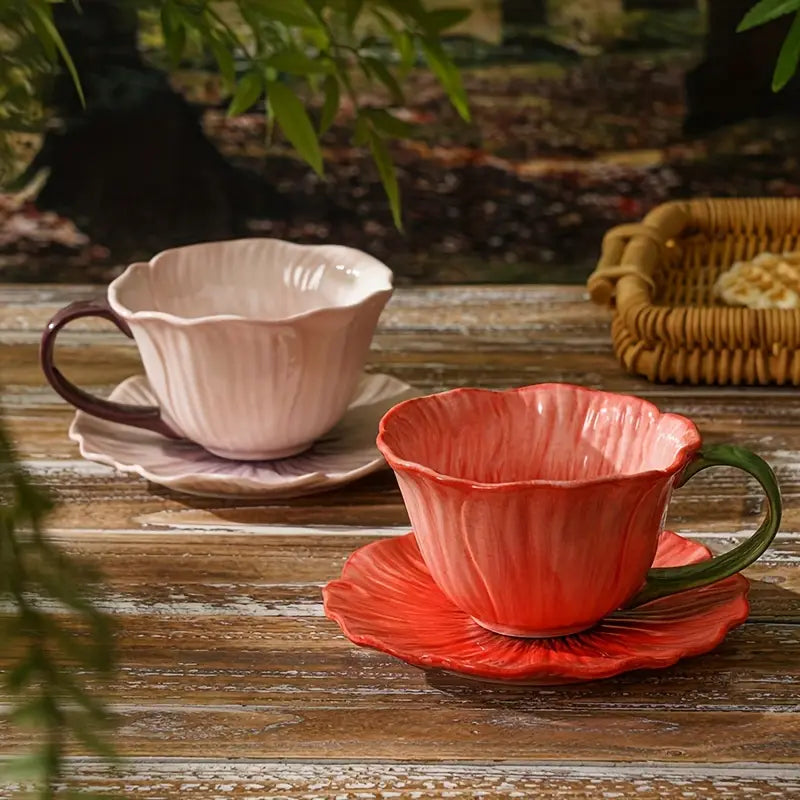 Ensemble Élégant Tasse à Café & Assiette Fleurie – Céramique Haut de Gamme