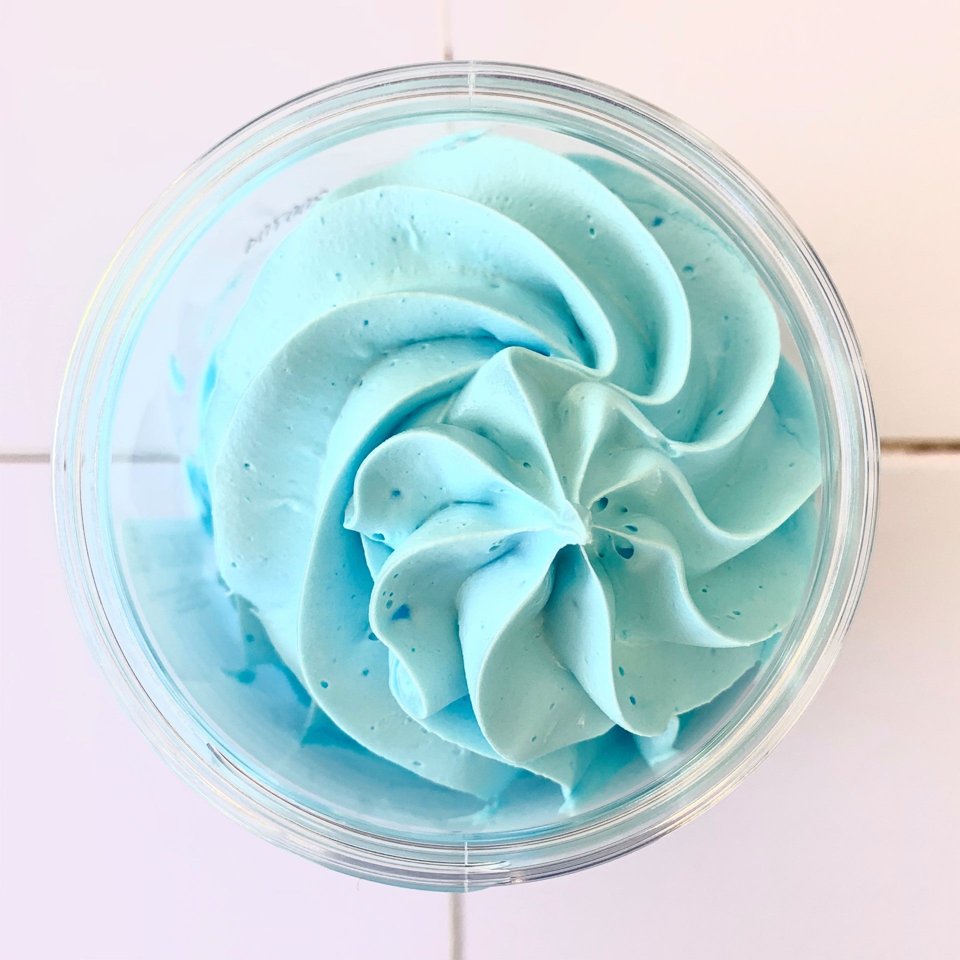 Exfoliating shower and bath cream with apricot kernel powder 100 g Eau fraiche - Savonnerie de bornes