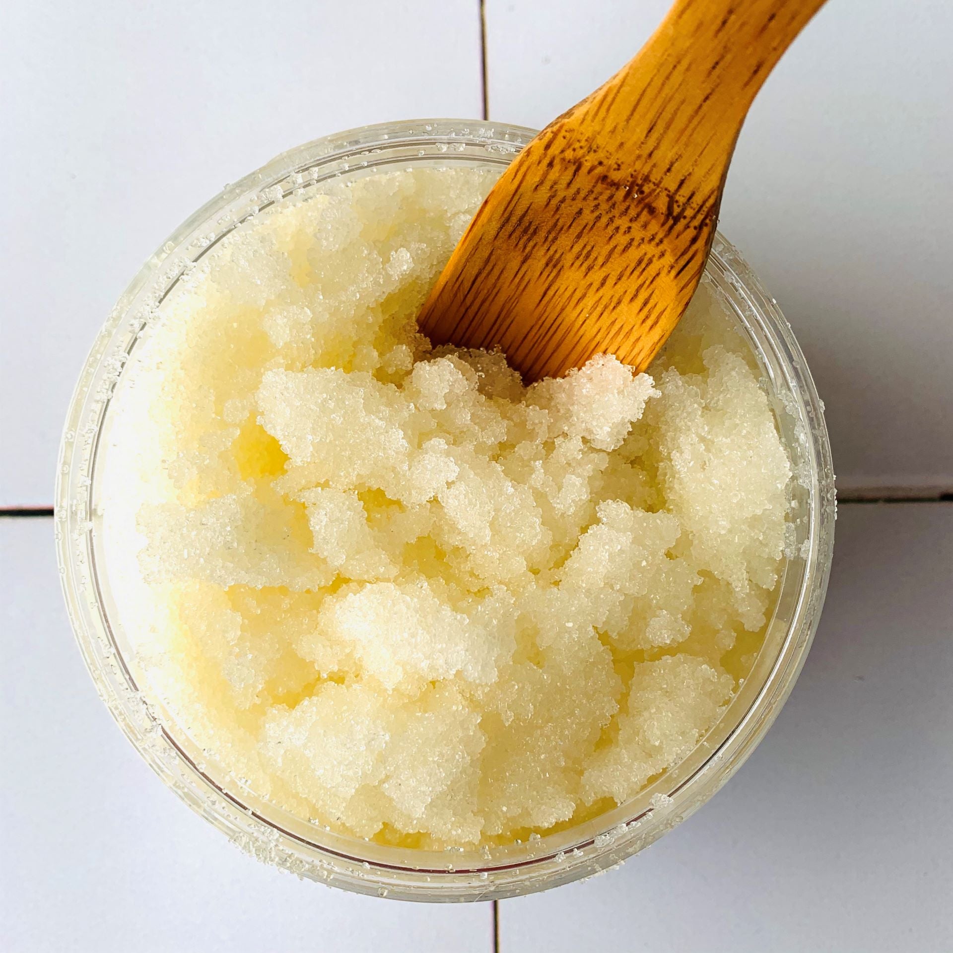 Organic coconut oil and sugar scrub 150 g Coconut - Savonnerie de Bornes