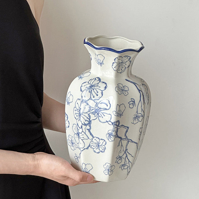 Vase en porcelaine bleu et blanc