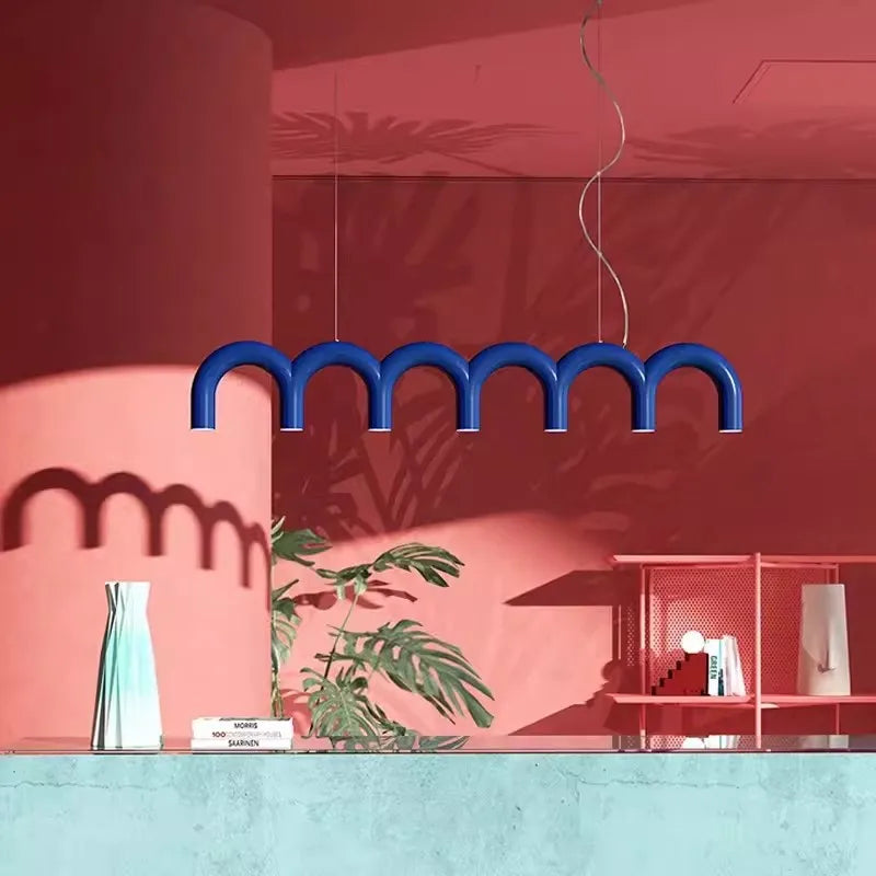 Lustre en Forme de U Moderne – Élégance et Design pour Votre Intérieur