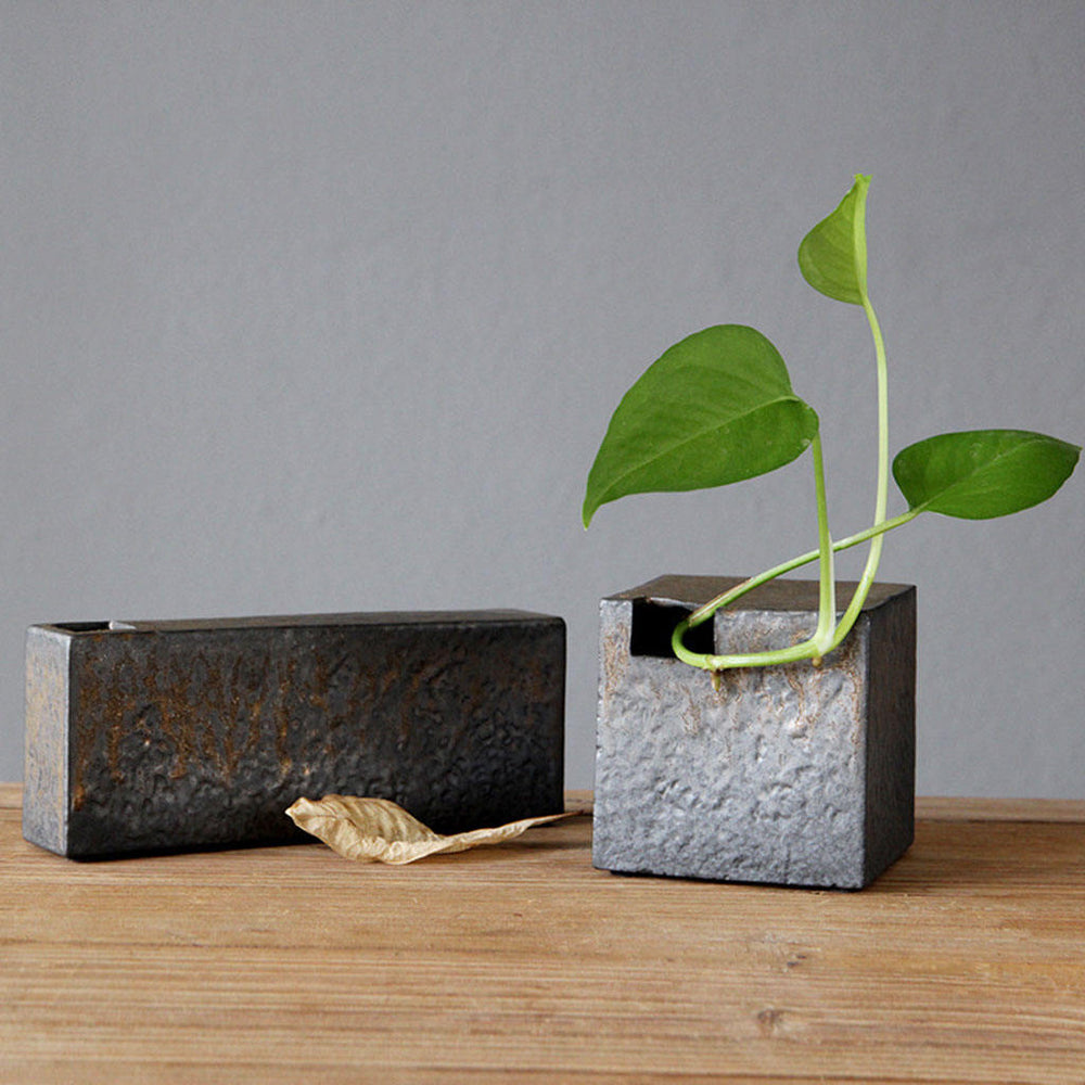 Vase Ikebana en céramique – Style japonais, 2 formats