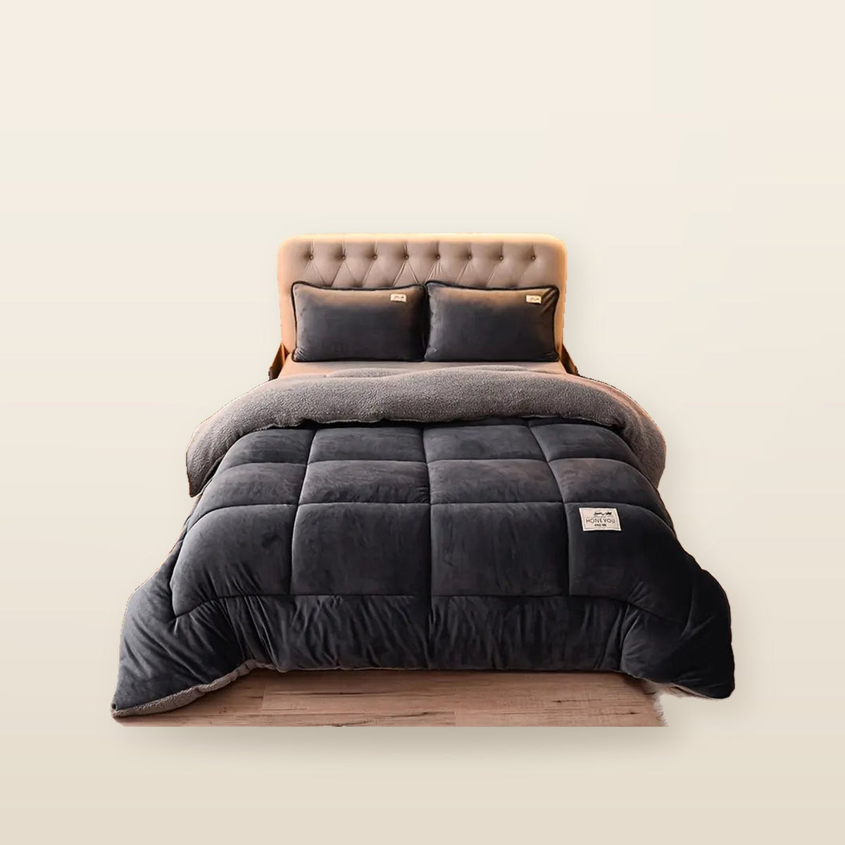 Couette matelassée en polaire – Gris foncé ou bleu saphir
