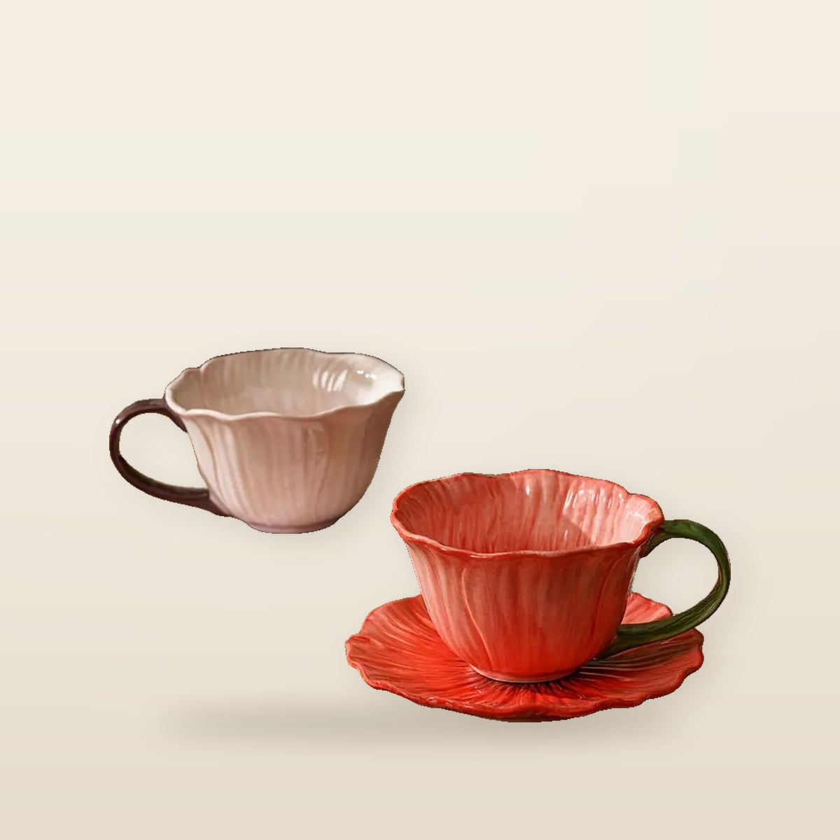 Ensemble Élégant Tasse à Café & Assiette Fleurie – Céramique