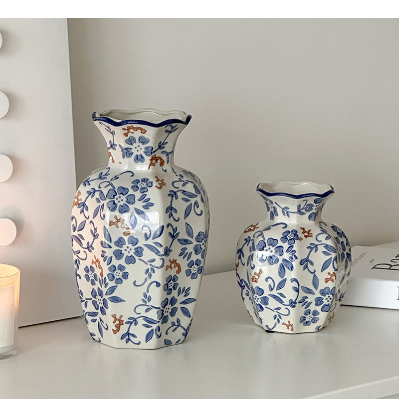 Vase en porcelaine bleu et blanc