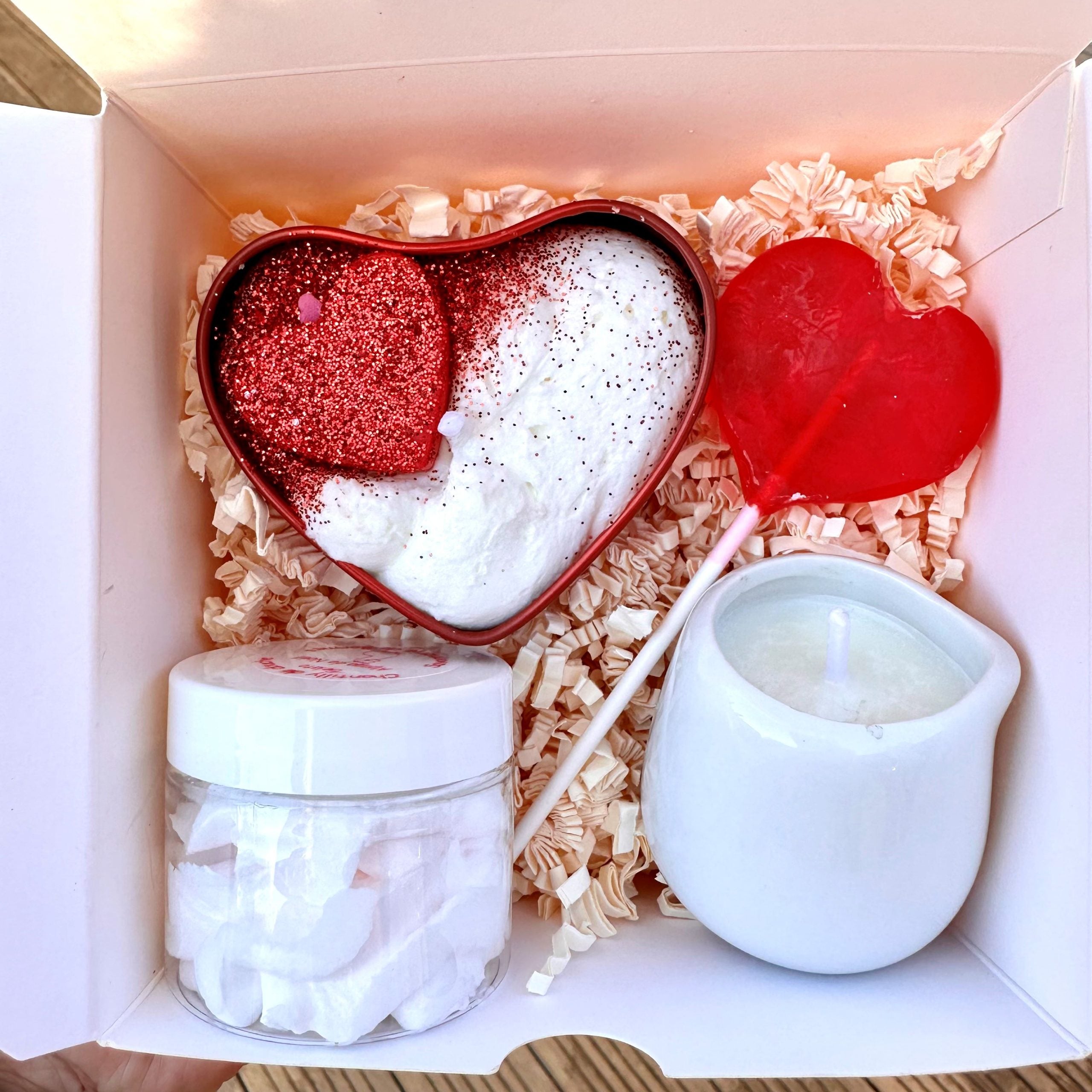 Petit coffret EN ROUGE ET BLANC - Savonnerie de bormes