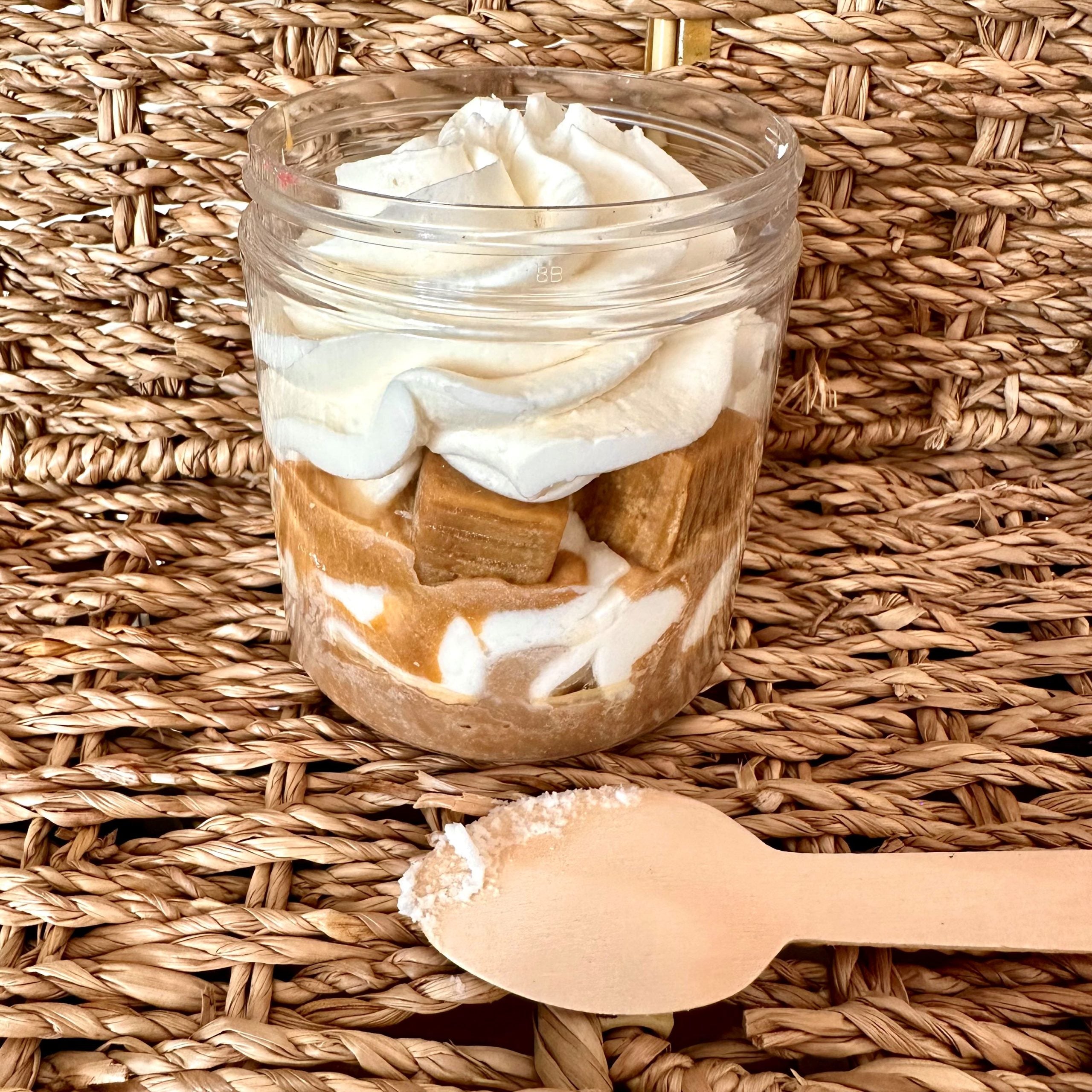 Creamy wax large pot and its small spoon 160 g Caramel - Gourmet candle