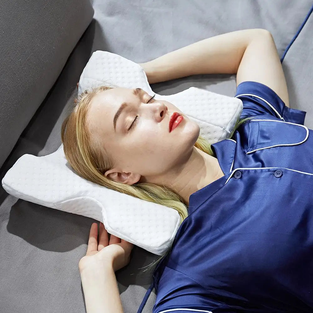 Oreiller Cervical Incurvé en Mousse à Mémoire de Forme